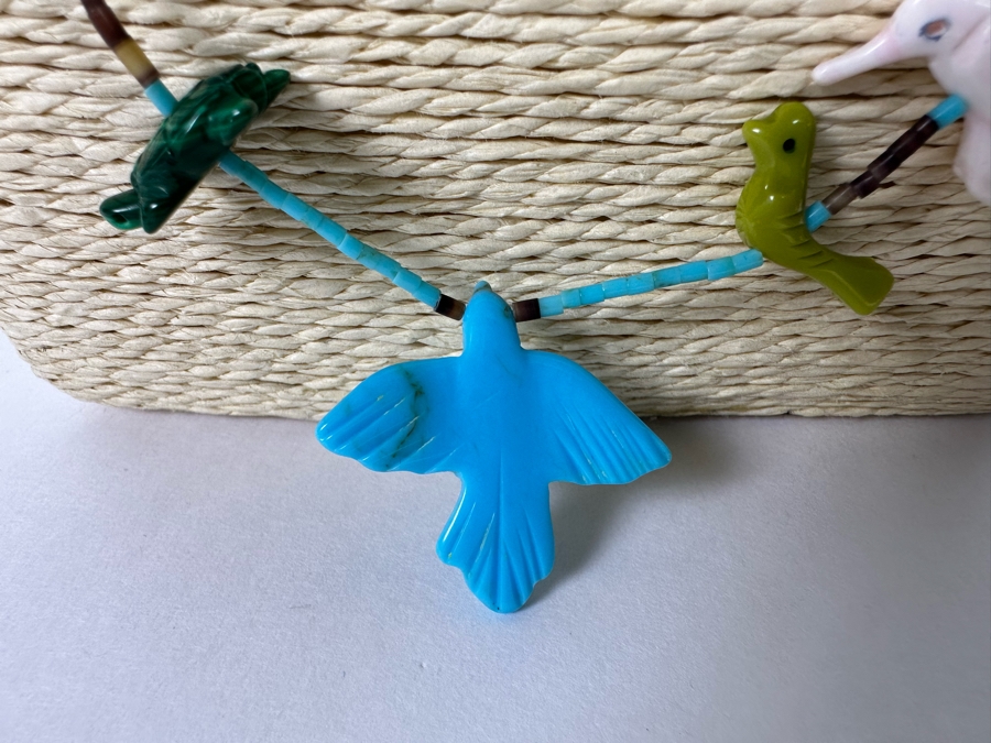 Carved Stone Fetish 28' Necklace [Photo 4]