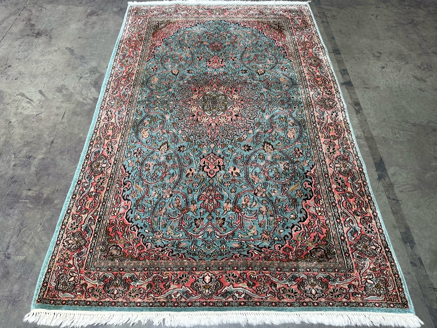 Hand Knotted Wool Persian Area Rug 53 X 85 [Photo 2]