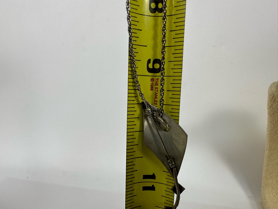 Sterling Silver Kite Pendant / Brooch Pin With 20' Sterling Silver Chain Necklace 7.9g [Photo 8]