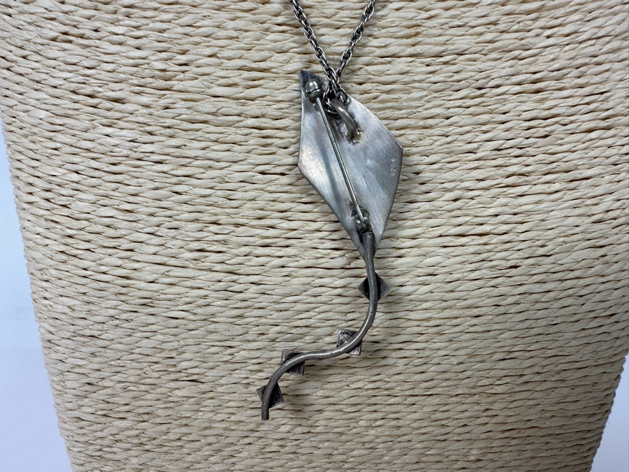 Sterling Silver Kite Pendant / Brooch Pin With 20' Sterling Silver Chain Necklace 7.9g [Photo 4]