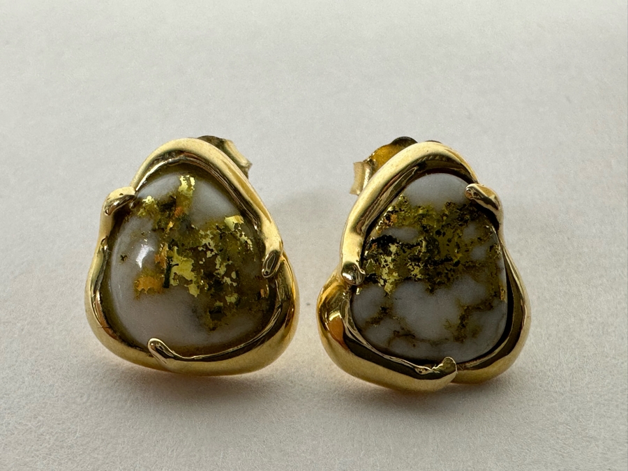 Stunning Pair Of 14K Gold Earrings With Gold Veined Quartz Stones 3.9g [Photo 4]