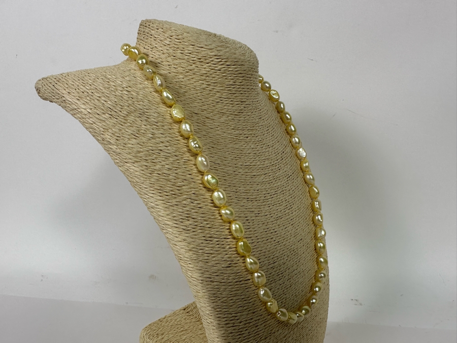 22' Pearl Necklace [Photo 5]