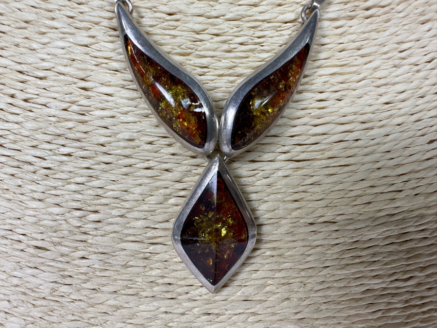 Stunning Sterling Silver Amber Pendant 16' Necklace 20g [Photo 3]