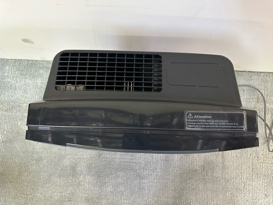 WINIX Portable Air Cleaner Model WAC-5000B 16.5W X 8.5D X 22H [Photo 4]