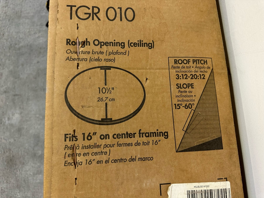 Pair Of New Velux Sun Tunnel Skylights 10' Low Profile TGR 101 Rigid [Photo 6]