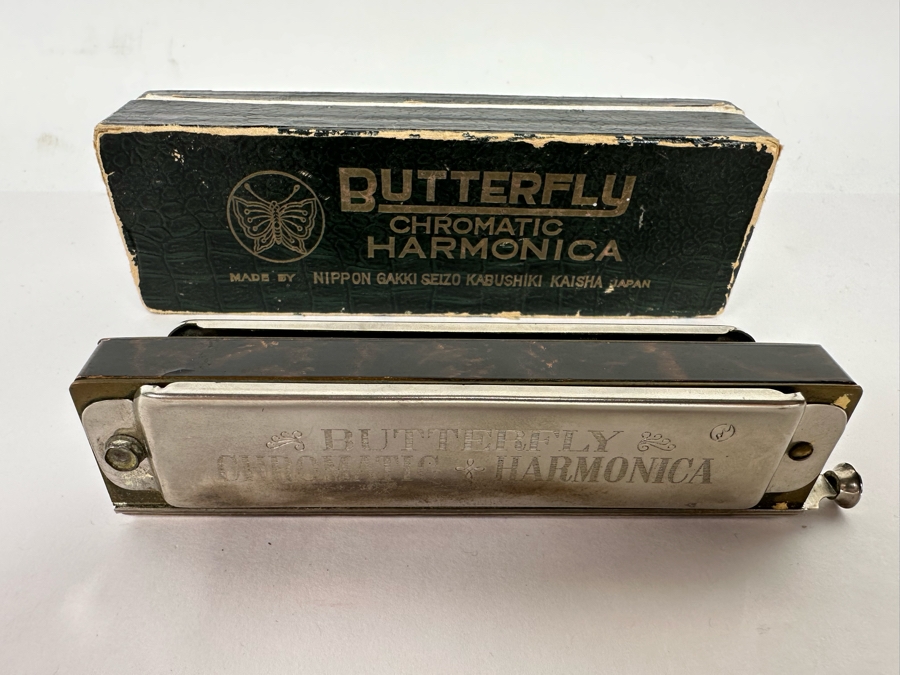 Butterfly Chromatic Harmonica With Box Japan [Photo 4]