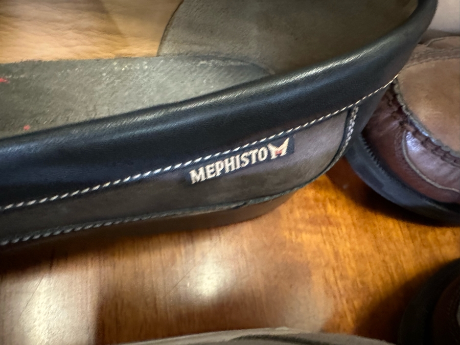 Men's Size 13 Mephisto Shoes [Photo 5]