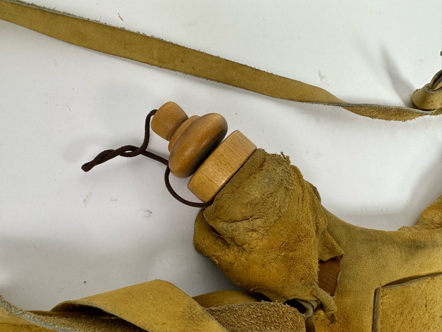 Handmade Leather Canteen With Strap [Photo 5]