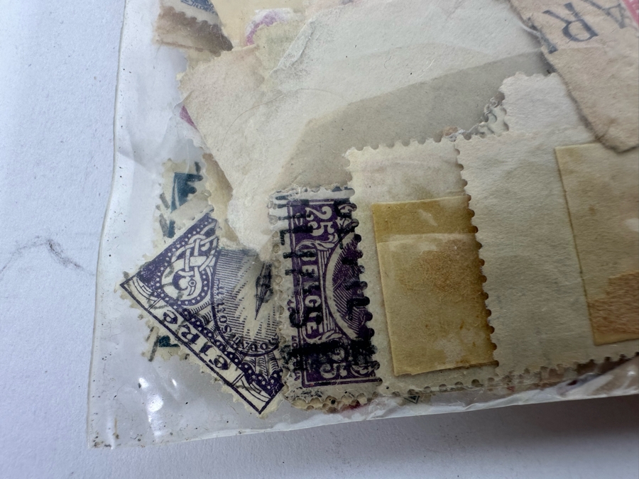 Vintage Stamp Collection - See Photos [Photo 26]