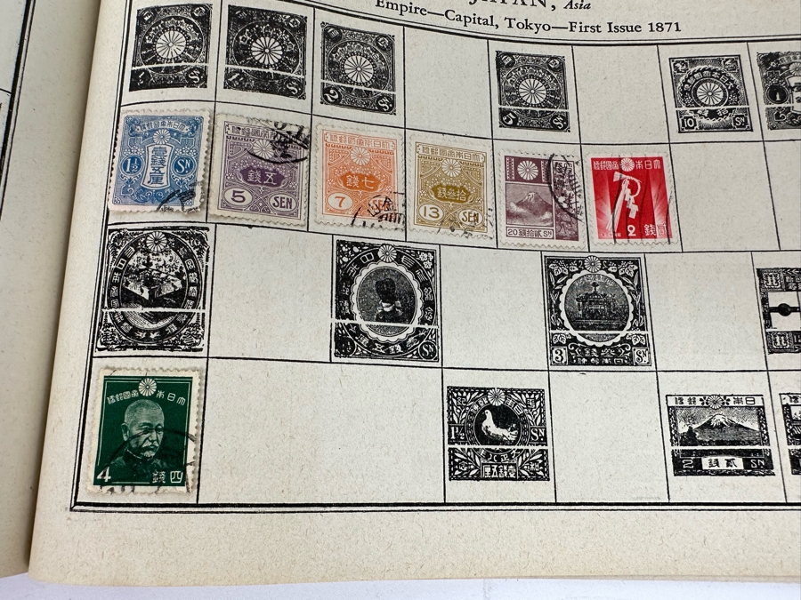 Vintage Stamp Collection - See Photos [Photo 17]
