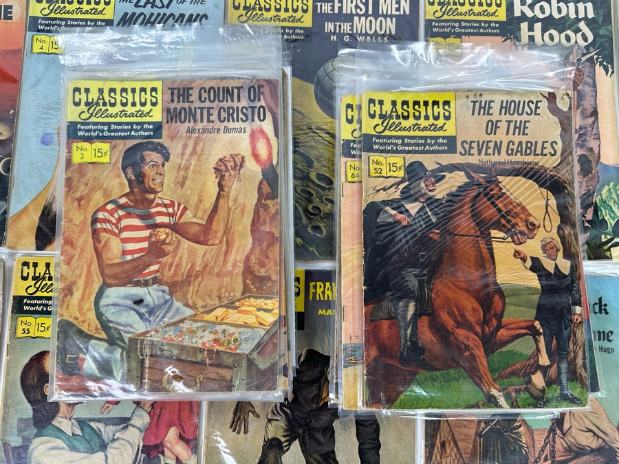 Collection Of 35 Vintage Classics Illustrated Comic Books With Plastic Sleeves - See Photos [Photo 26]