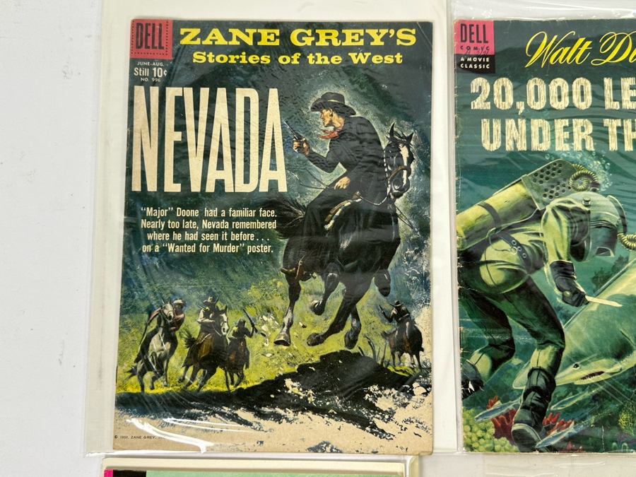 Vintage Comic Books [Photo 4]