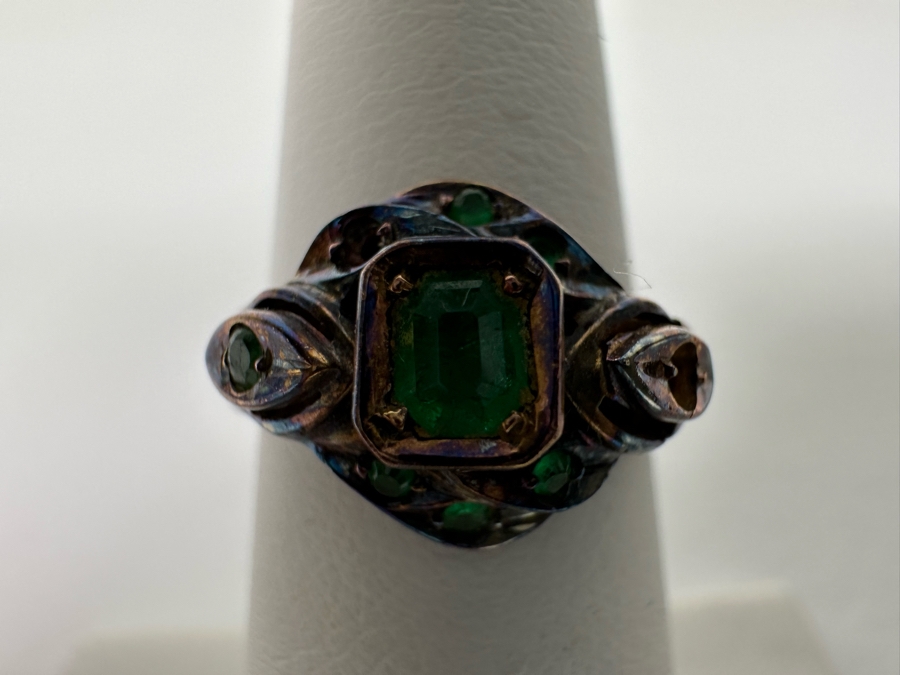 Antique 18K Gold Emerald Ring Missing 2 Stones Size 5.5 4.3g Fair Market Value $224 Retail $672 [Photo 4]