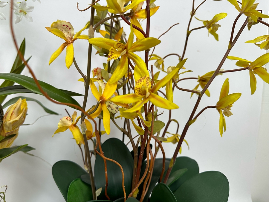 Last Minute Add - Pair Of Artificial Indoor Plants 32H [Photo 4]