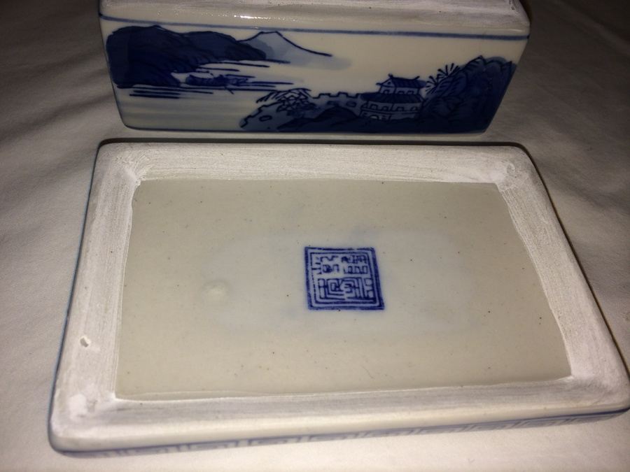 (5) Lot of Blue & White Boxes [Photo 6]