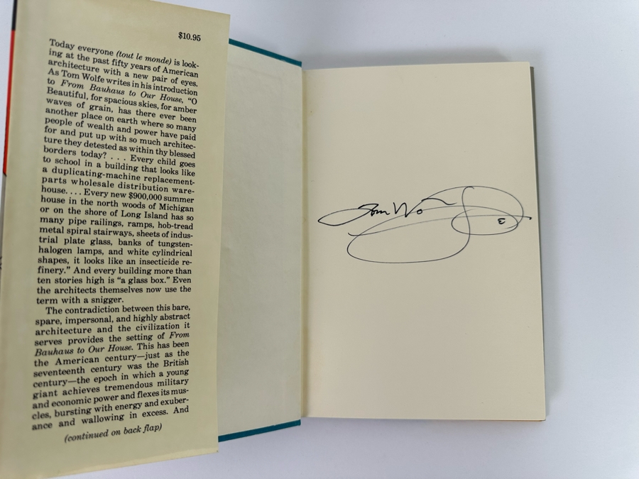 Signed Hardcover Book From Bauhaus To Our House Signed By Tom Wolfe 1981 [Photo 5]