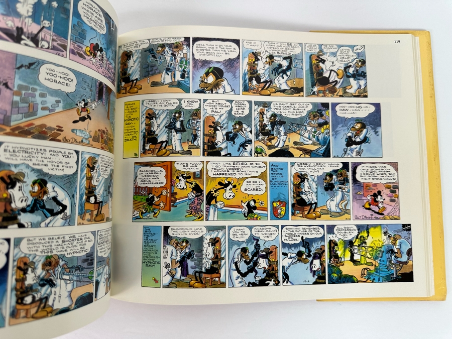 First Edition Hardcover Book Walt Disney's Mickey Mouse In Color 1930s Disney Comic Strip Classics 1988 [Photo 9]