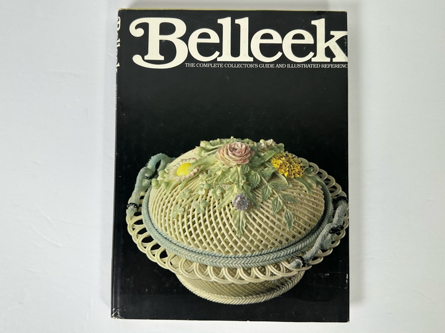 Signed First Edition Hardcover Book Belleek The Complete Collector's Guide And Illustrated Reference Signed By Richard K. Degenhardt 1978 [Photo 4]