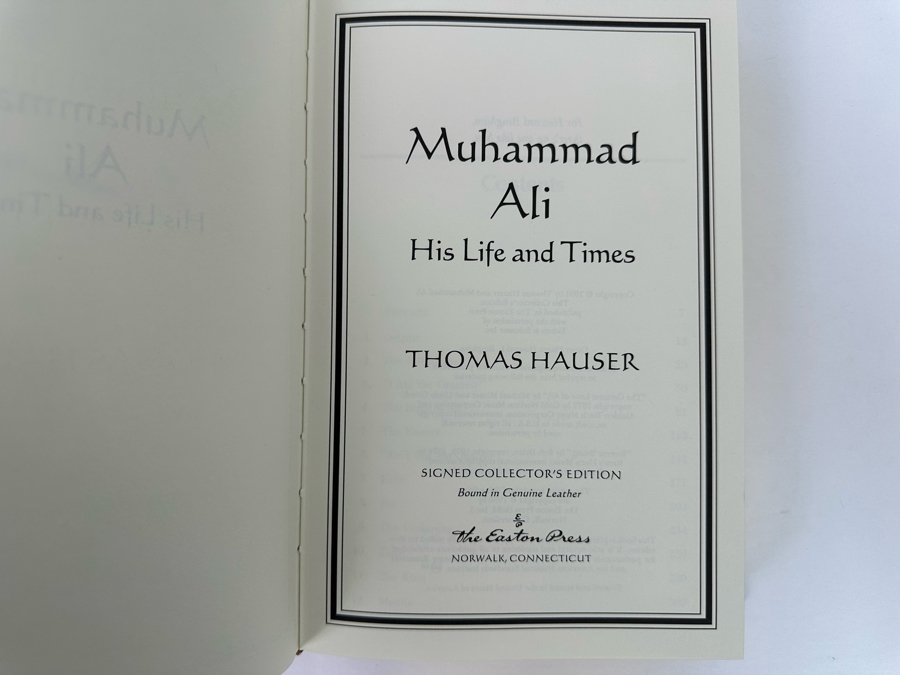 Autographed Muhammad Ali His Life And Times Hardcover Book By Thomas Hauser Signed Collector's Edition Bound In Genuine Leather Easton Press Signed By Muhammad Ali And Thomas Hauser Limited Edition Numbered 1,249 Of 3,500 [Photo 12]