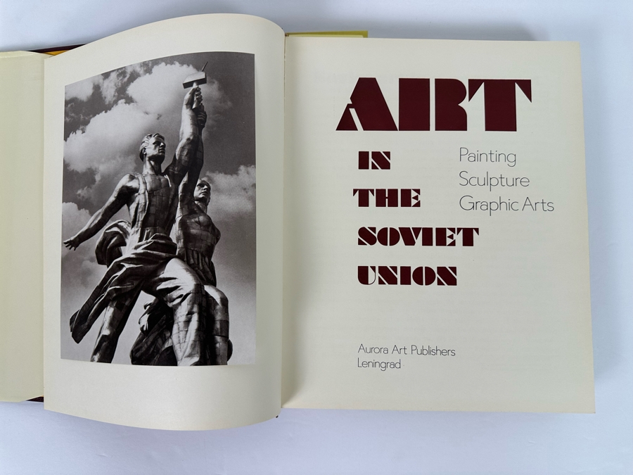 Art In The Soviet Union Hardcover Book Aurora Art Publishers Leningrad Painting Sculpture Graphic Arts [Photo 3]