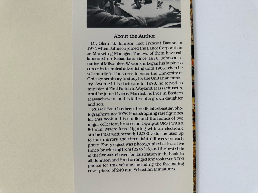 Signed Limited Edition Hardcover Book The Sebastian Miniature Collection Signed By Dr. Glenn S. Johnson And Woody Baston [Photo 17]