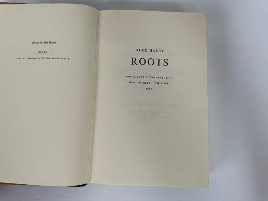 First Edition Hardcover Book Roots By Alex Haley 1976 [Photo 6]