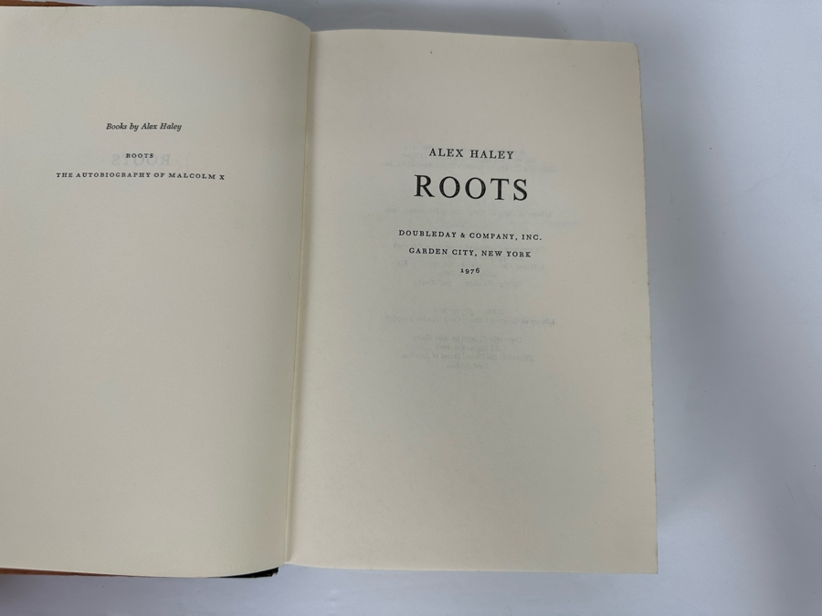 First Edition Hardcover Book Roots By Alex Haley 1976 [Photo 5]