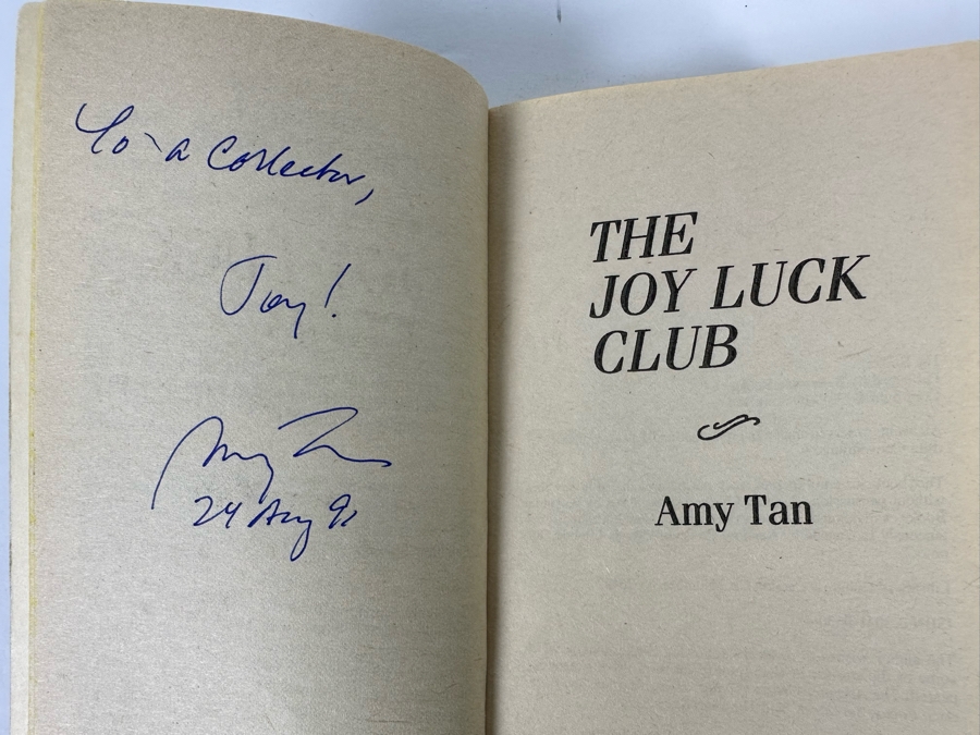 Signed Paperback Book The Joy Luck Club Signed By Amy Tan 1990 [Photo 5]