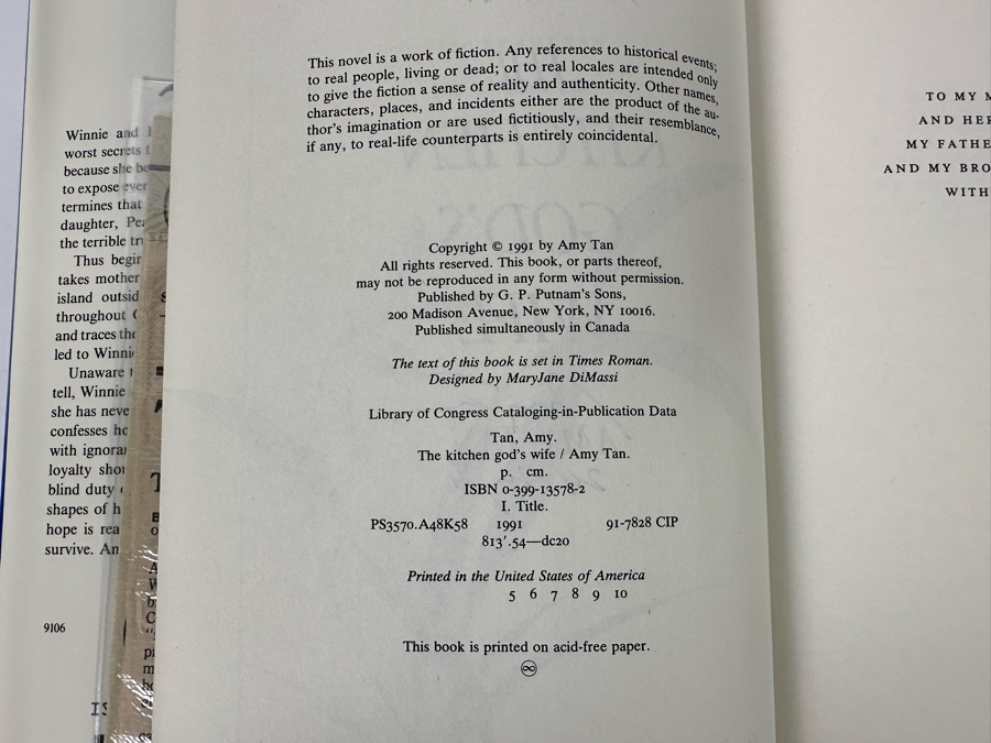 Signed First Edition Hardcover Book The Kitchen God's Wife Signed By Amy Tan 1991 [Photo 9]