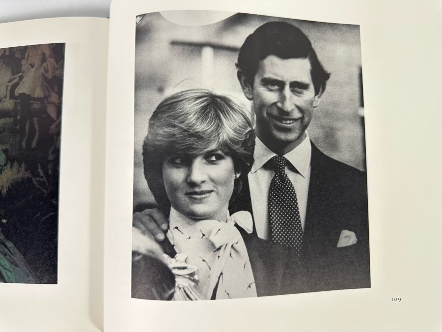 First Edition Hardcover Book With Slipcase By The Easton Press The Royal Wedding Photograph Album 1981 [Photo 13]