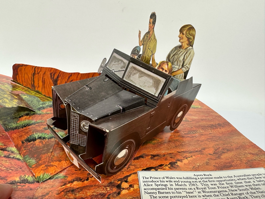 First English Edition Pop-Up Book 1984 The Royal Family Pop-Up Book By Patrick Montague-Smith [Photo 5]