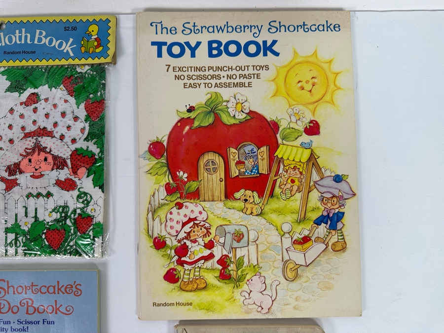 Three First Edition Strawberry Shortcake Books And Sealed Baby's First Cloth Book Meet Strawberry Shortcake And Her Friends - All From 1980 [Photo 6]