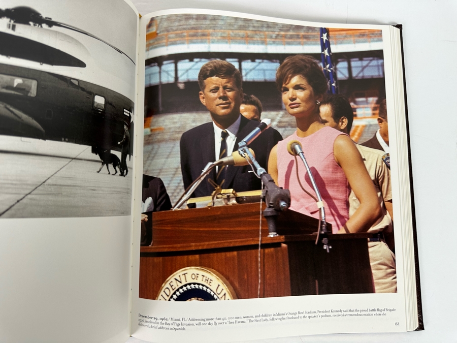 First Edition Leather-Bound Hardcover Easton Press Book Jackie Kennedy: A Life In Pictures By Yann-Brice Dherbier & Pierre-Henri Verlhac 2004 [Photo 17]