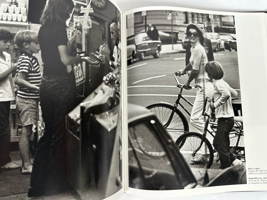 First Edition Leather-Bound Hardcover Easton Press Book Jackie Kennedy: A Life In Pictures By Yann-Brice Dherbier & Pierre-Henri Verlhac 2004 [Photo 14]