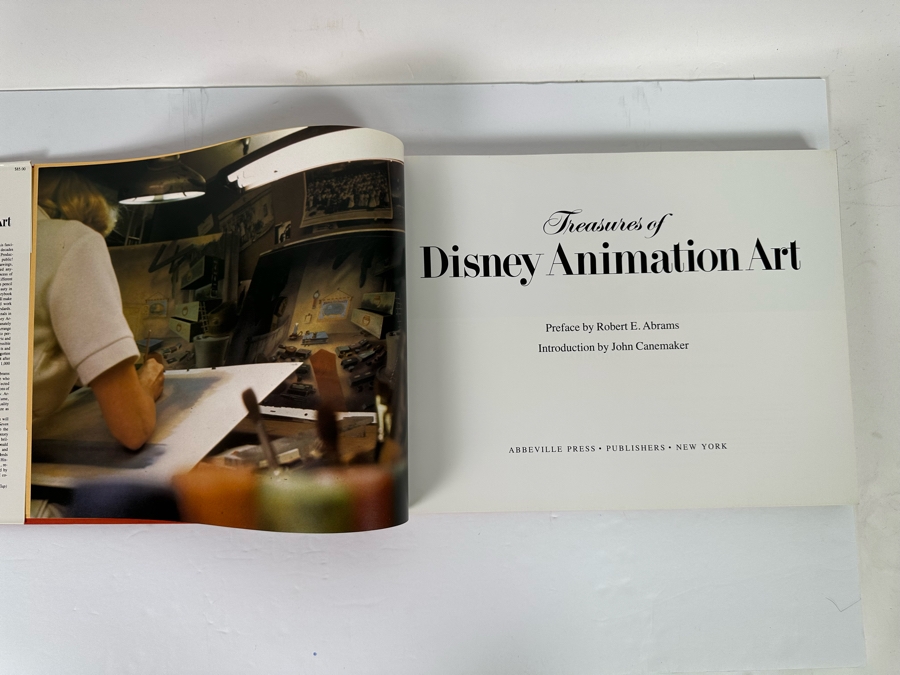 First Edition Hardcover Book Treasures Of Disney Animation Art 1982 [Photo 4]