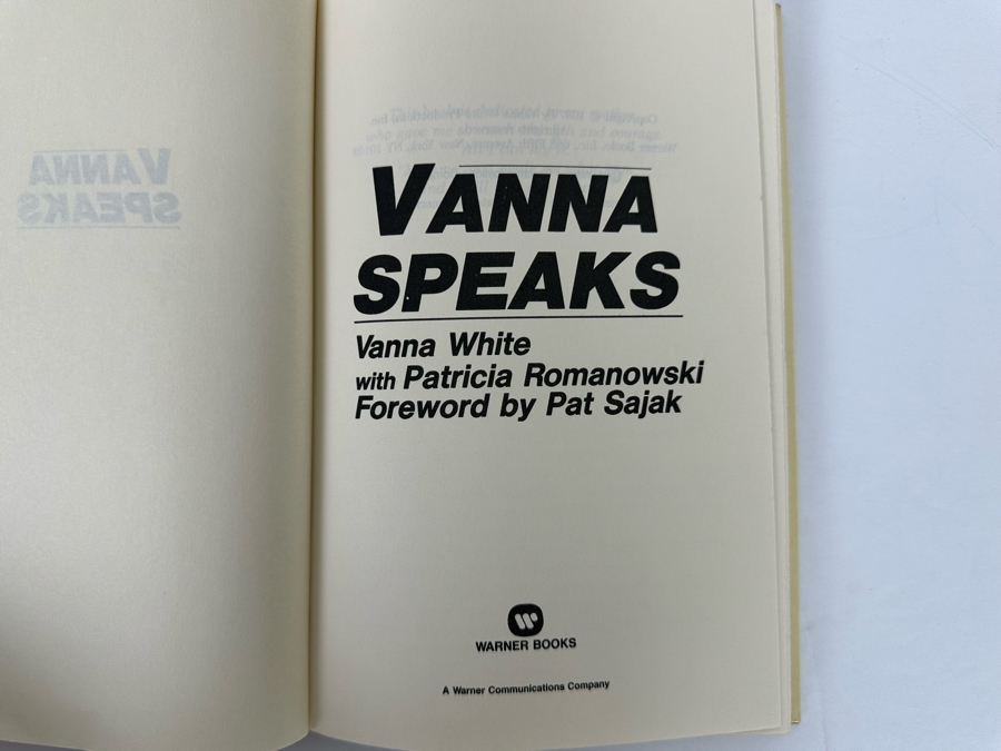 Signed First Edition Hardcover Book Vanna Speaks Signed By Vanna White [Photo 7]
