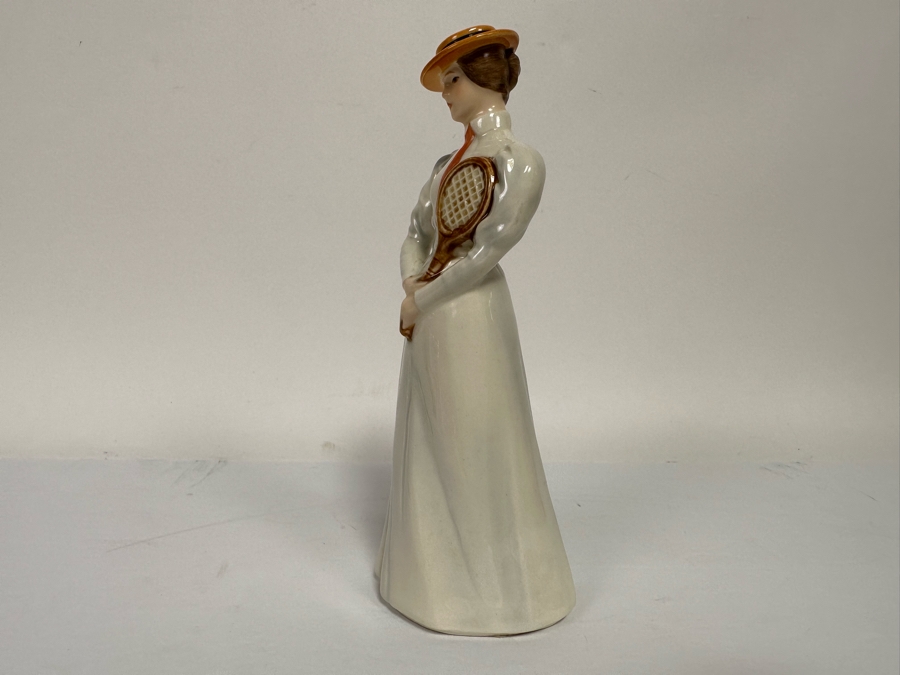 Vintage Goebel 'Center Court 1903' Female Tennis Player Figurine 1629322 8.5H [Photo 7]