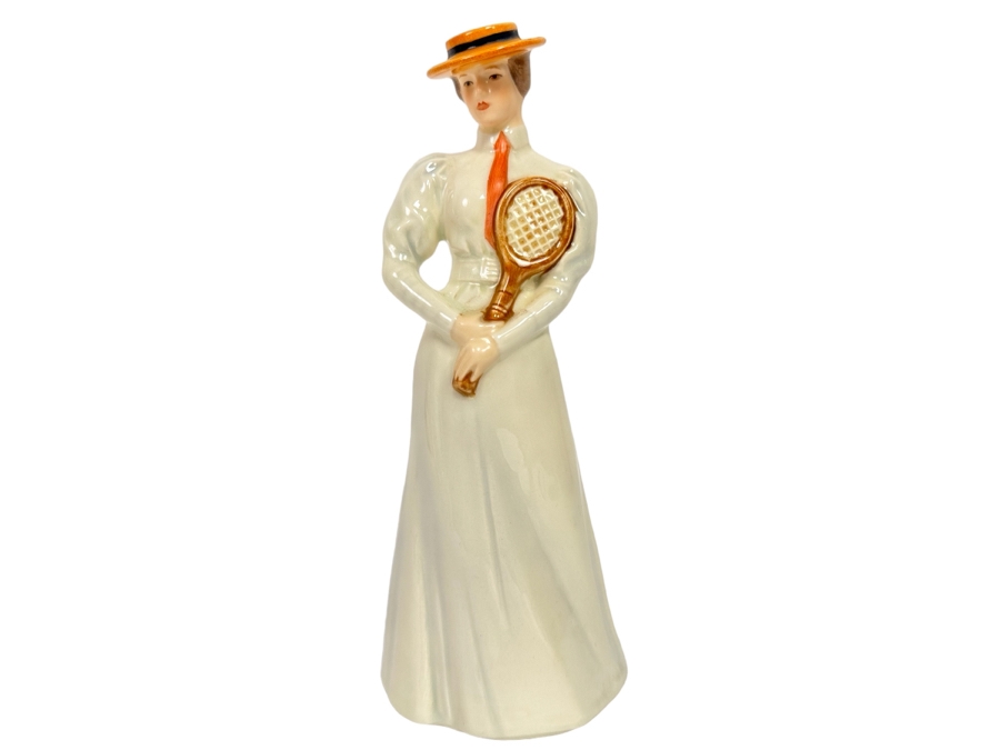 Vintage Goebel 'Center Court 1903' Female Tennis Player Figurine 1629322 8.5H [Photo 1]