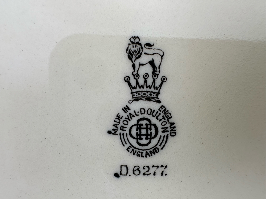 Antique Royal Doulton Hand Painted Collector Plate 'The Jester' D6277 10.5R [Photo 11]