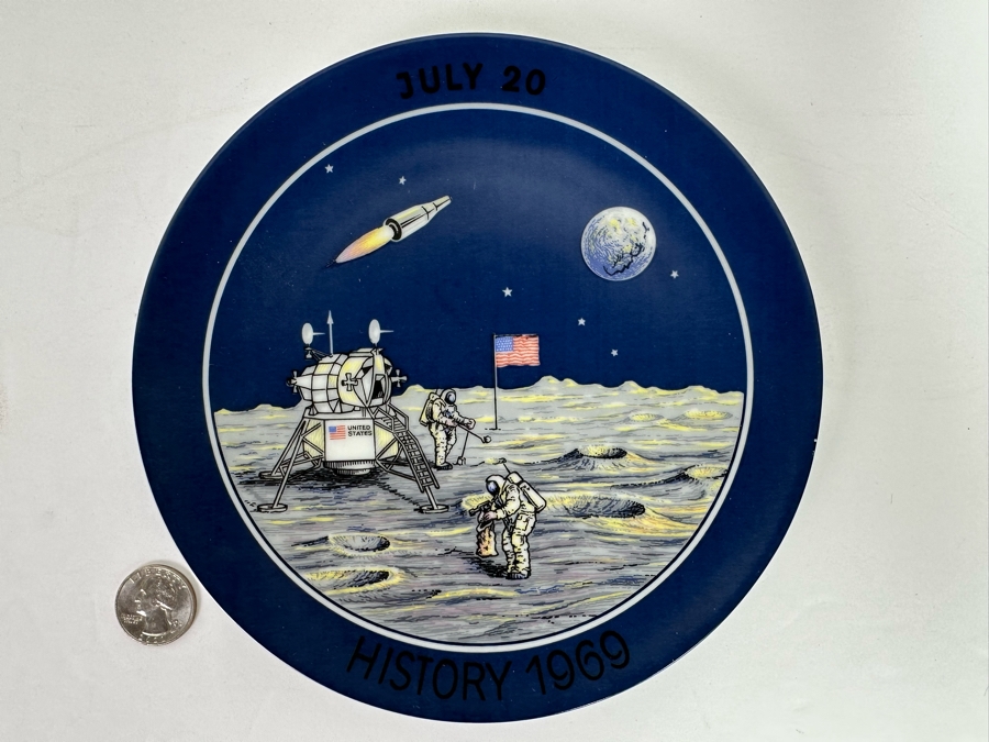 First Limited Edition Collector's Historic Series Plate First Men On The Moon July 20, 1969 By Seven Seas Traders 1969 7.5R [Photo 2]