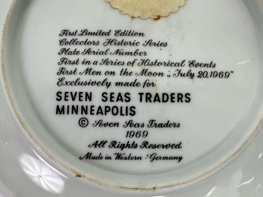 First Limited Edition Collector's Historic Series Plate First Men On The Moon July 20, 1969 By Seven Seas Traders 1969 7.5R [Photo 10]