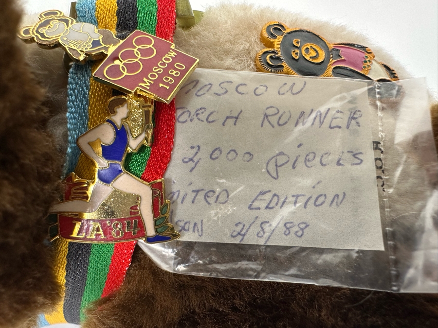 Vintage 1979 R. Dakin Misha Bear Official Mascot Of The 1980 Moscow Olympic Games With Original Tag 12H Along With Vintage Moscow Olympic Games Pins (One Limited Edition Pin) - See Photos [Photo 12]