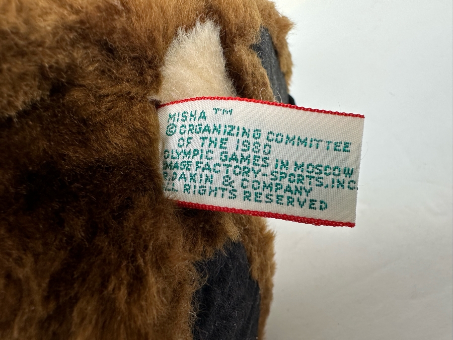 Vintage 1979 R. Dakin Misha Bear Official Mascot Of The 1980 Moscow Olympic Games With Original Tag 12H Along With Vintage Moscow Olympic Games Pins (One Limited Edition Pin) - See Photos [Photo 23]