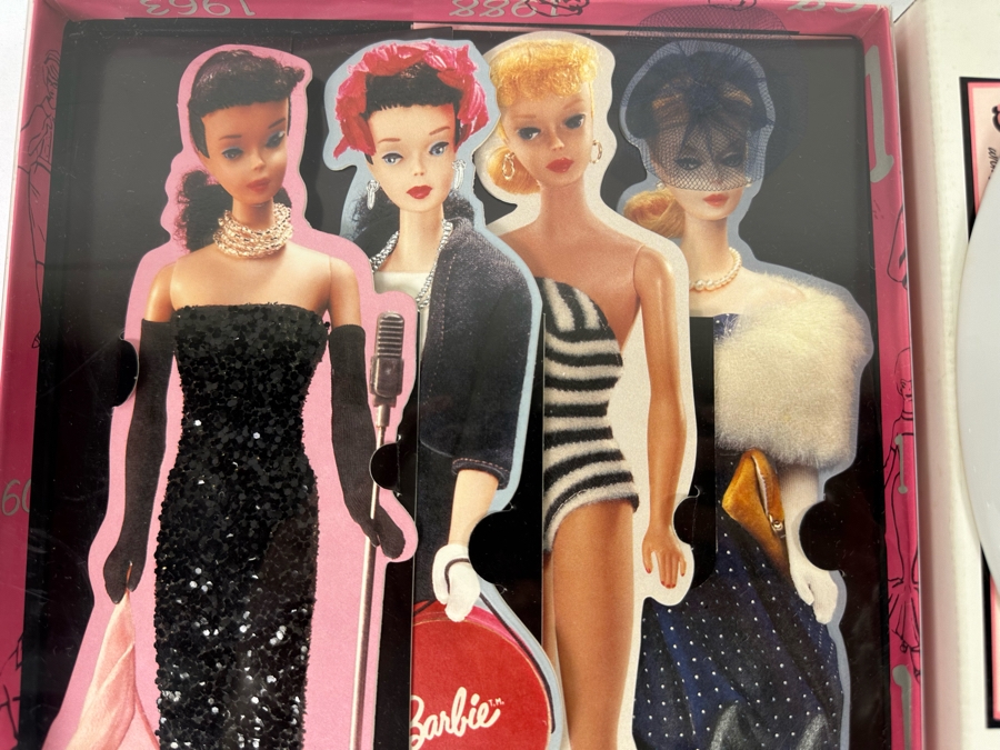 Barbie Wedding Day Hallmark Keepsake Ornament 1997, Barbie Glamour Dream Collection Greeting Cards 1994 & Limited Edition From Barbie With Love Here Comes The Bride, 1966 Collector's Plate By Enesco With Box And Cert 1995 [Photo 15]