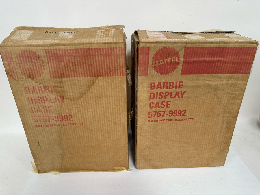 Pair Of Vintage Mattel Barbie Display Doll Cases 5767-9992 With Damaged Boxes 12.5W X 9D X 17H [Photo 3]