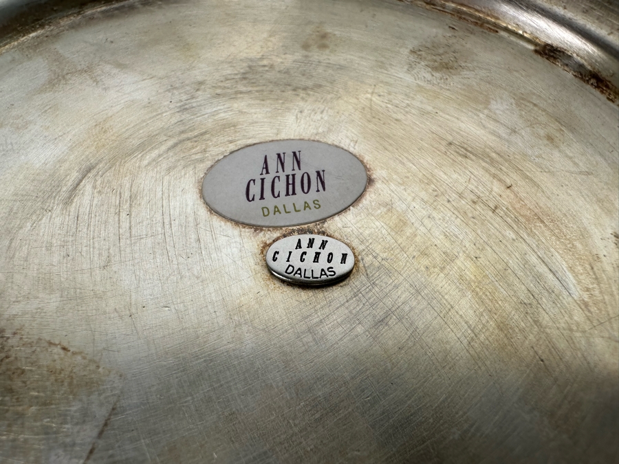 Ann Chichon Dallas Silver Plated Crown Design Wine Bottle Coaster And Wine Stopper [Photo 7]