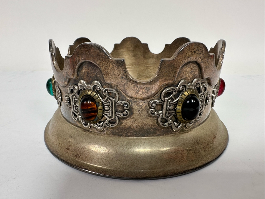 Ann Chichon Dallas Silver Plated Crown Design Wine Bottle Coaster And Wine Stopper [Photo 5]