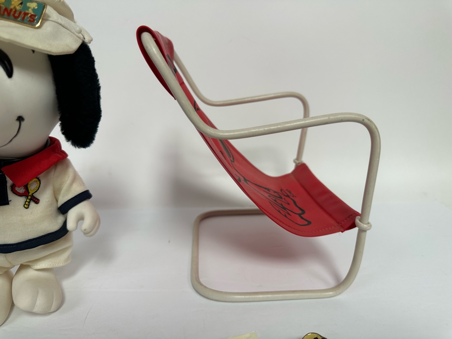 Peanuts By Charles M. Schulz Collectibles Including Snoopy And Lucy Characters [Photo 15]