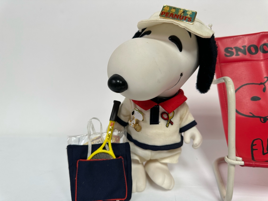 Peanuts By Charles M. Schulz Collectibles Including Snoopy And Lucy ...