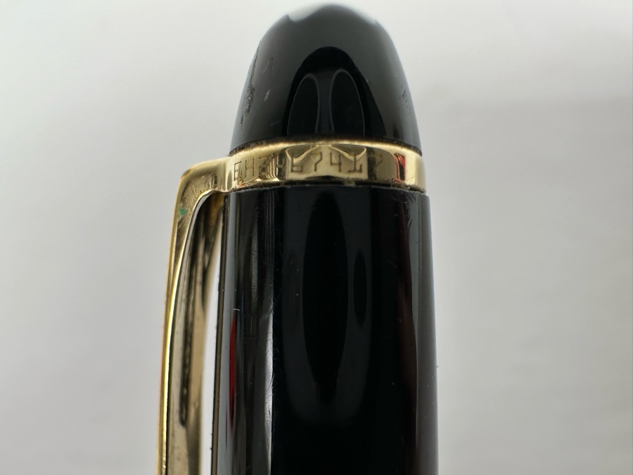 Montblanc Meisterstuck Ballpoint Pen [Photo 14]